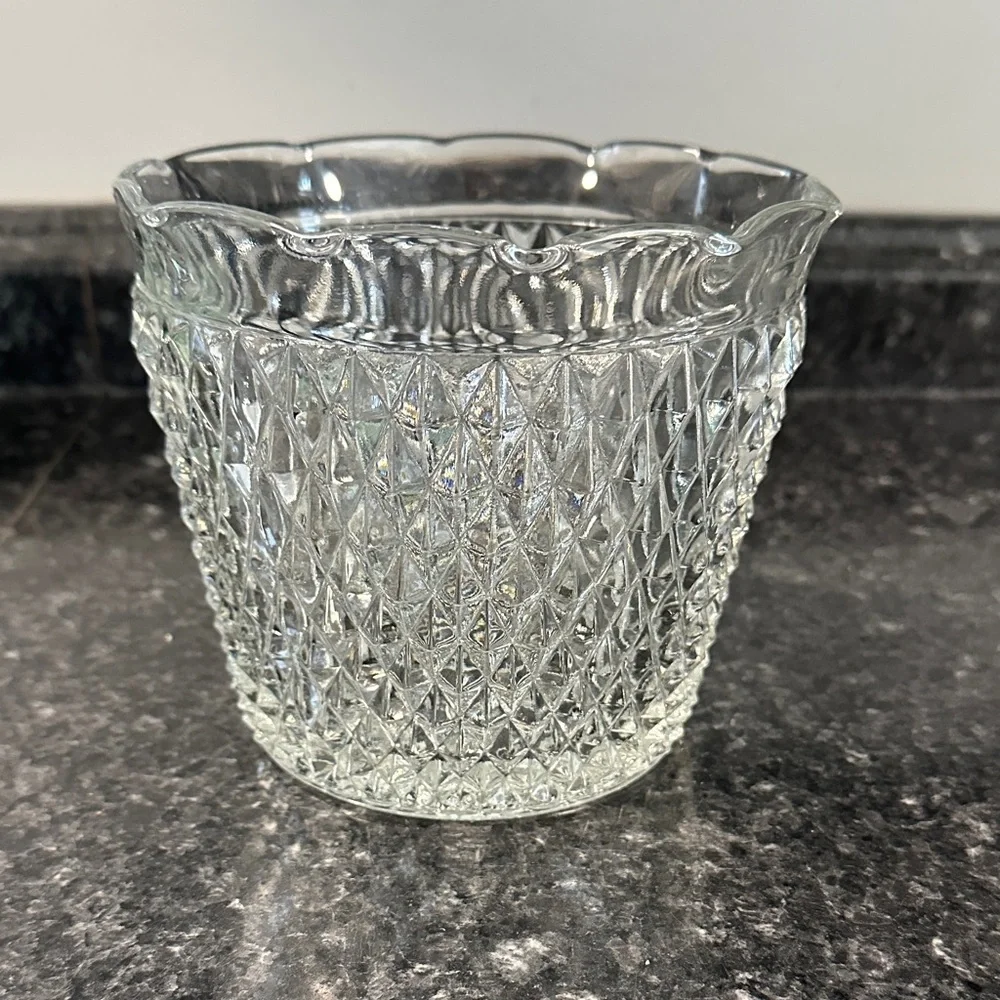 Vintage Indiana Glass Diamond Point Clear Ice Bucket/Vase/Planter